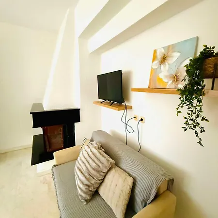 Cozy Comfy 1 דירה *